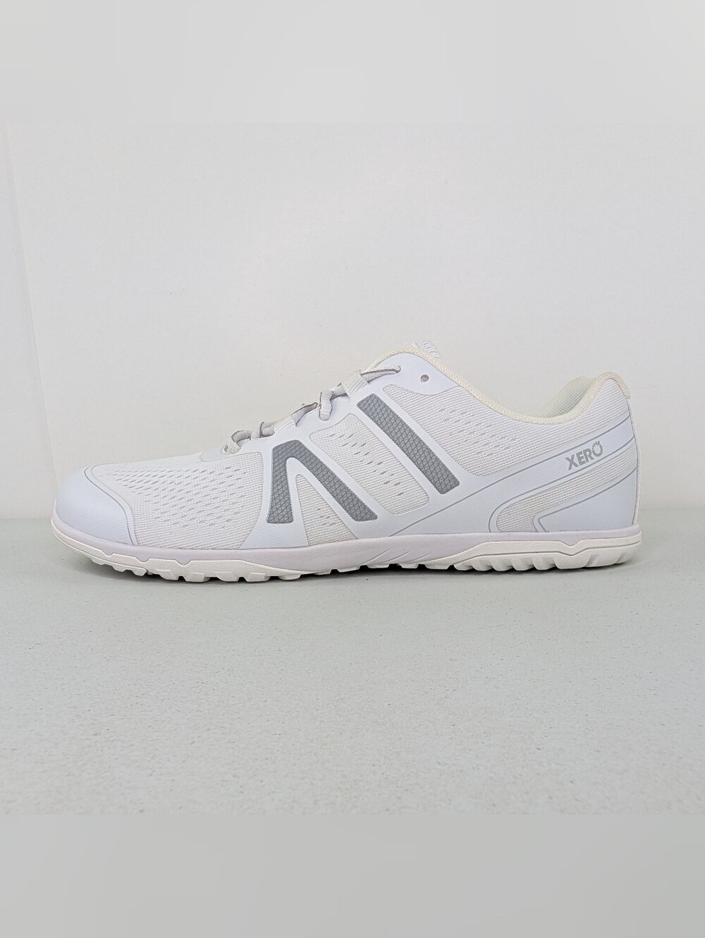 Xero Shoes HFS II Barefoot Running Sneakers Womens Size 9.5 White Low Top